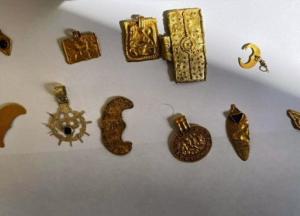 Из Украины пытались незаконно вывезти Скифские золотые украшения