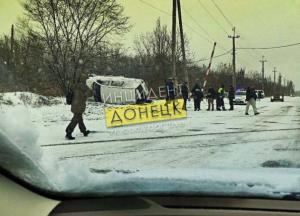Миссия ОБСЕ попала в жуткую аварию на Донбассе (фото) 