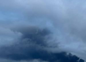 "Закрийте вікна!": Росія вдарила "Ланцетом" по підприємству з виробництва лаку та фарб у Сумах (фото)