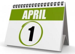 Повышение пенсий, тарифов Укрзализныци и новая цена на газ: что изменится с 1 апреля