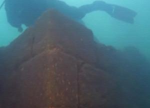 На дне турецкого озера найден древний замок 