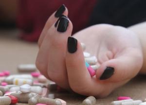 В Кривом Роге девочка-подросток наглоталась таблеток