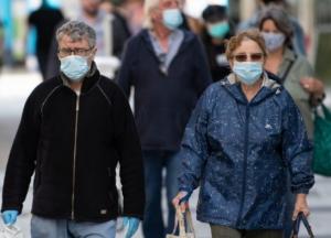 Назван период, когда COVID-больные наиболее заразны