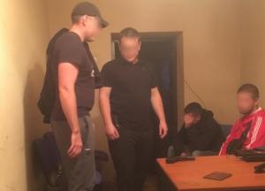 На Киевщине произошла стрельба на автозаправке: есть пострадавший (фото)