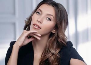 Регина Тодоренко продемонстрировал пышную после родов грудь (фото)