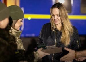 Стало відомо, з якою метою Анджеліна Джолі насправді приїжджала до Херсона