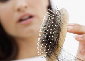 Эксперты рассказали, как предотвратить выпадение волос