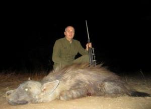 Нардеп Шуфрич "убил" африканских животных и фотографировался с трупами (фото) 