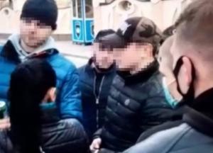 В Киеве двое россиян избили парня