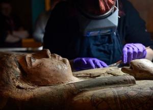 Археологи нашли изображения богов в 3000-летнем саркофаге египетской принцессы (видео)