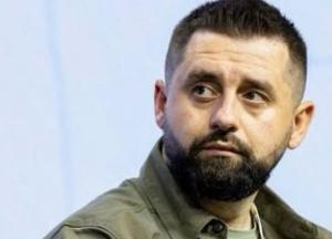 Розмови про вплив Арахамії: медіа, дрони та законопроекти