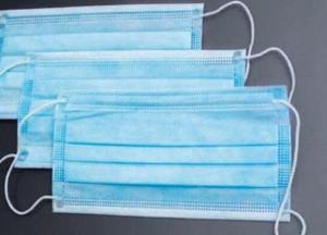 Кабмин разрешил продавать маски и респираторы на экспорт