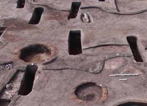 Археологи обнаружили в Египте загадочные гробницы