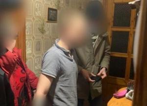 В Мариуполе мужчина изнасиловал 14-летнего подростка 