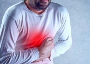 Медики назвали главные симптомы рака желудка