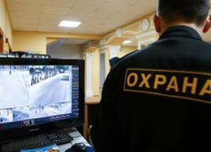 Педагоги слили тендерном заговорщику 1,3 миллиона на охранную систему