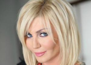 Ирина Билык продемонстрировала яркий молодежный образ (фото)