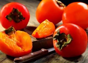 Кому нельзя есть хурму 