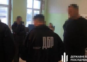 Во Львовской области чиновник вымогал $15 тысяч за открытие автомойки (фото)