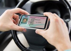 Водительские права в смартфоне: в МВД рассказали о важных нюансах