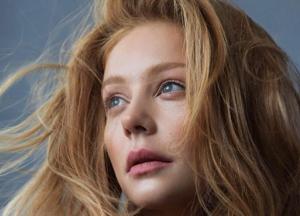 Тина Кароль похвасталась стройной фигурой в коротких шортах (фото)