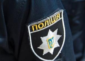 В Днепре под бетонной плитой на территории больницы обнаружили труп мужчины