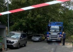 Наезд на женщину с ребенком во дворе в Киеве: водителя мусоровоза взяли под стражу