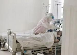 Стало известно, сколько COVID-больных выдержит медсистема Украины