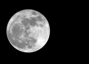 На Луне обнаружено неизвестное науке вещество