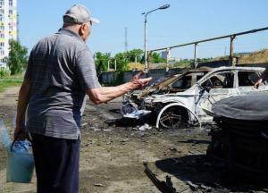Росіяни влучили шахедом у будинок між 8 та 9 поверхами, у місті багато руйнувань та постраждалих (фото)