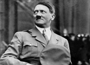 Гитлер в "бессмертном полке": РФ подозревает в причастности украинцев и эстонцев