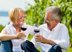 Ученые рассказали, как алкоголь защищает мозг от старения