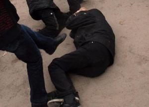 На Троещине жестоко порезали мужчину (видео)