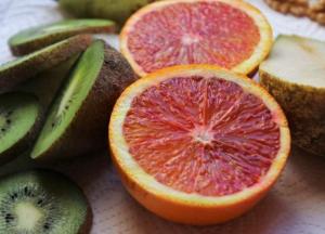 Врачи назвали продукты, которые выводят никотин из организма