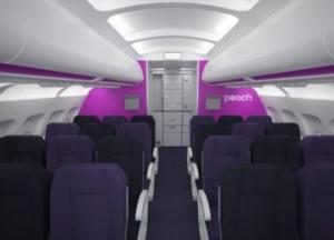 В Японии самолет совершил посадку из-за отказа пассажира носить маску