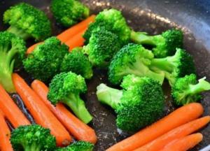 Медики назвали продукты, способствующие долголетию