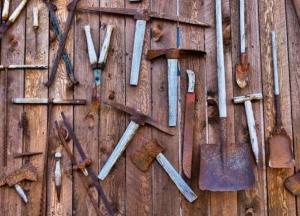 Археологи обнаружили необычные инструменты древней Аравии, которым 8000 лет