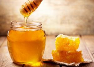 Врачи назвали последствия регулярного употребления меда
