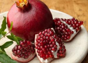 Медики назвали фрукт, который понижает давление и улучшает работу щитовидки