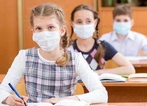 Учебный год у школьников начнется с "корректирующего обучения"