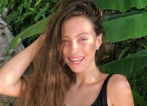 «Ноги от ушей»: 14-летняя дочь Оли Поляковой показала снимок в купальнике (фото)