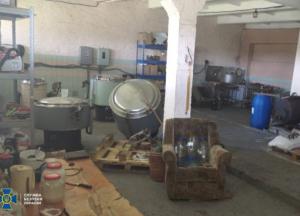 В Днепре разоблачили подпольное производство антисептиков на более 1 млн гривен