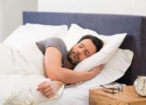Ученые выяснили, с какой стороны кровати лучше спать