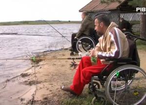 Спортивну риболовлю для поранених бійців проводять на Рівненщині (відео)