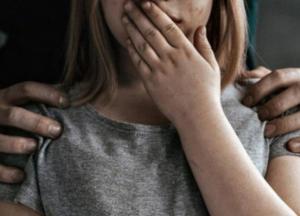 В Житомирской области отчима подозревают в изнасиловании 13-летней падчерицы