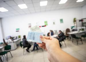 У Авакова объяснили, кому выдадут электронные водительские права