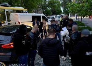 В Одессе задержаны полицейские, которые занимались сутенерством (фото)