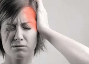 Медики назвали семь необычных причин приступов мигрени