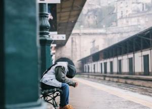 Медики рассказали, как при вставании со стула можно определить рак легких