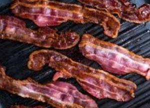 Названы полезные продукты с высоким содержанием жира